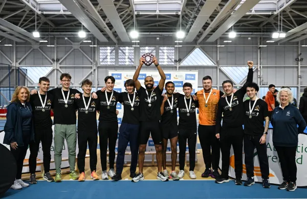CLONLIFFE HARRIERS AND DUNDRUM SOUTH DUBLIN WIN NATIONAL INDOOR LEAGUE TITLES